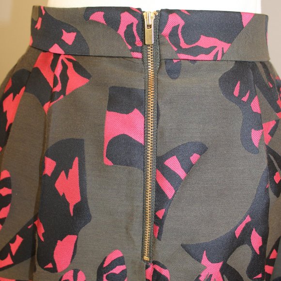 Banana Republic A-line pleated skirt with pockets - Picture 6 of 10